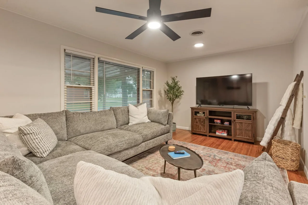 Comfortable living room at Rustic Charm in Owasso